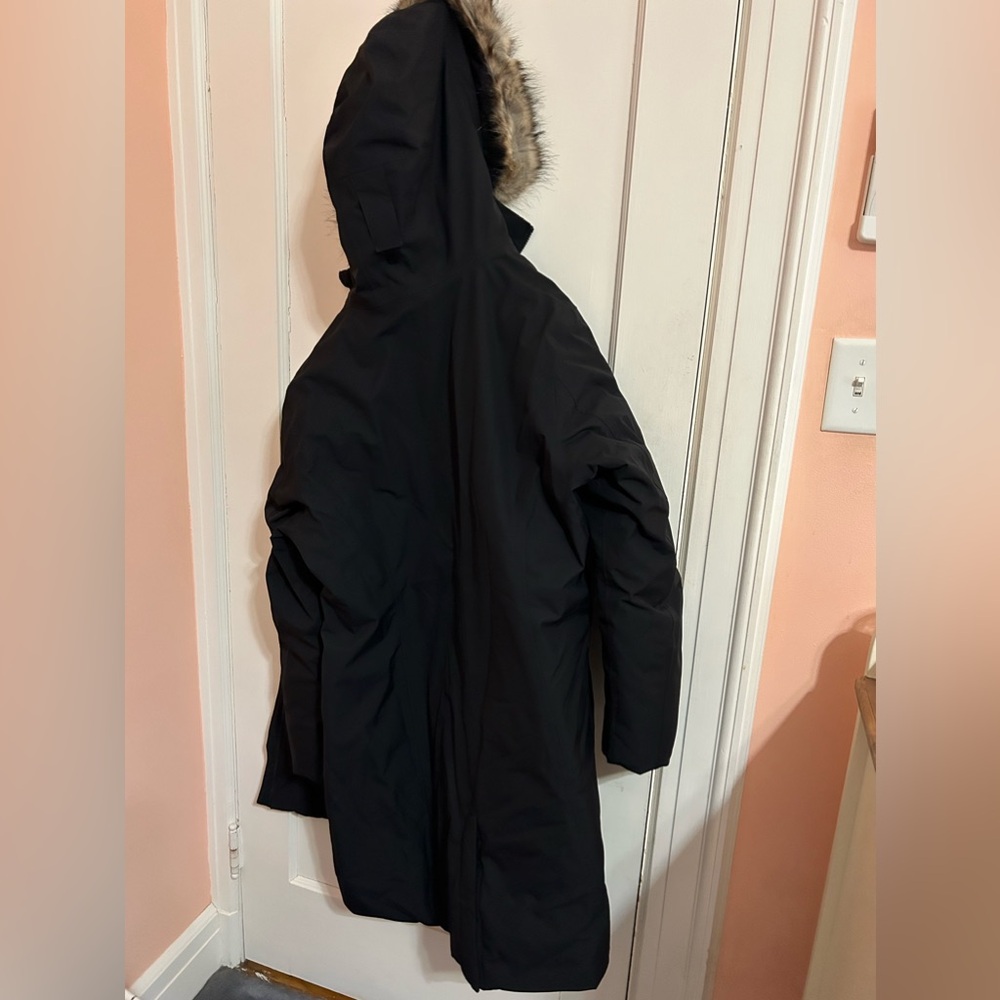 Eddie Bauer Women's Olympia Waterproof Coat XL

Winter Coat - Picture 7 of 8